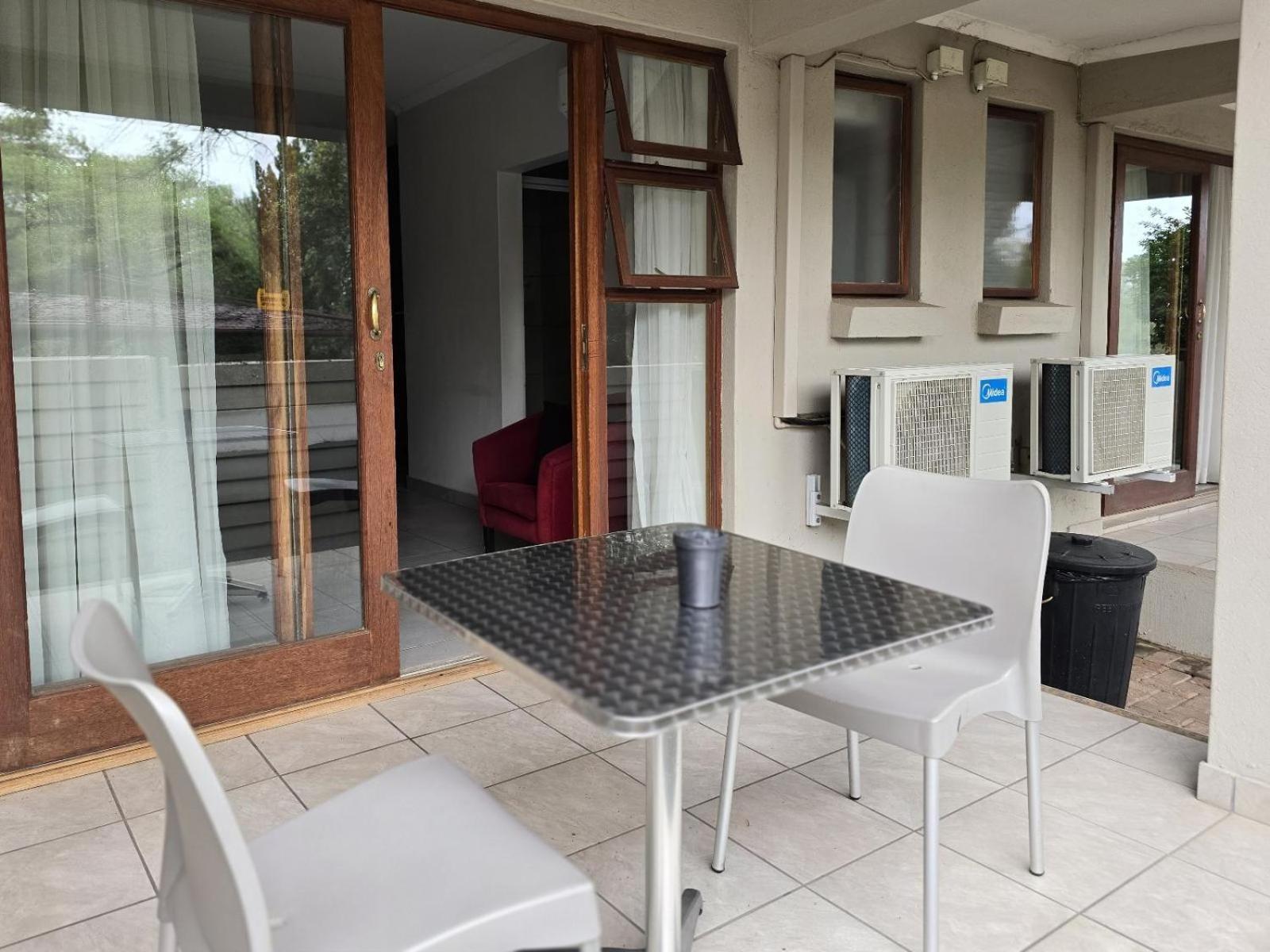 Bonim Guesthouse - Aka Magisha Guesthouse Mbombela Szoba fotó