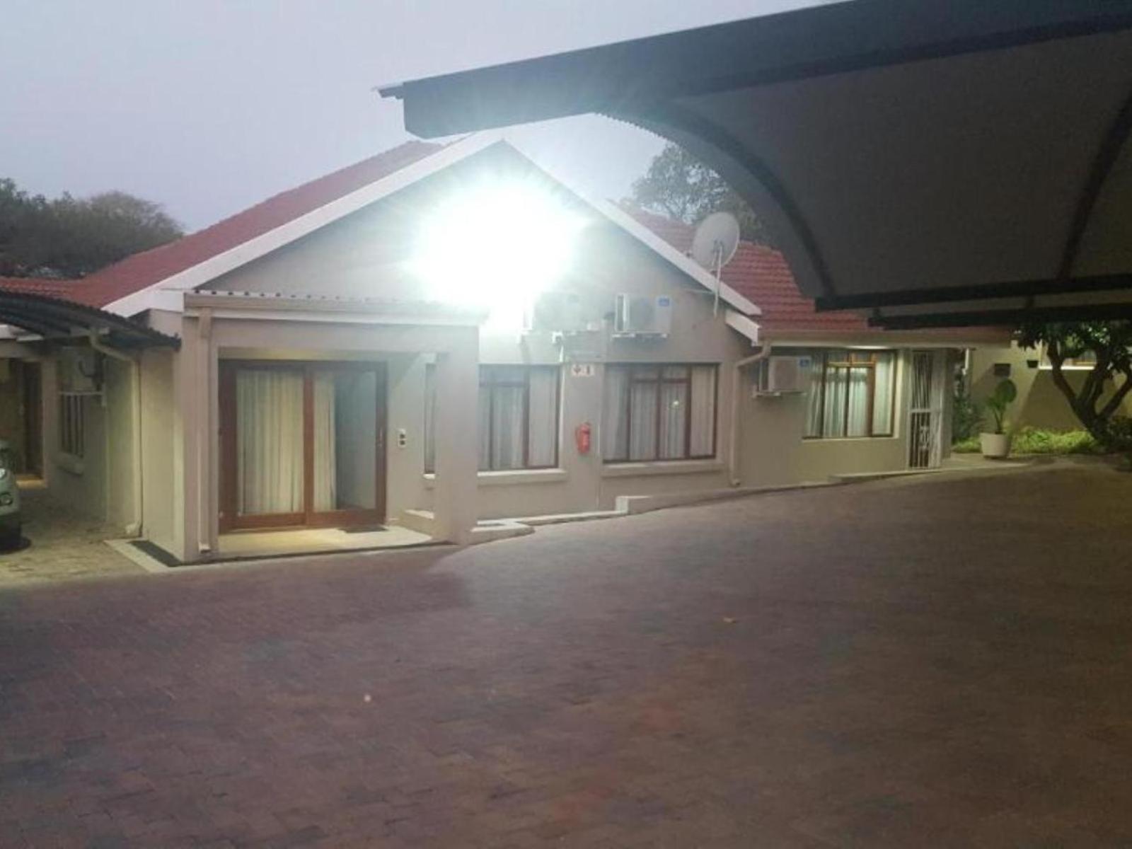 Bonim Guesthouse - Aka Magisha Guesthouse Mbombela Kültér fotó